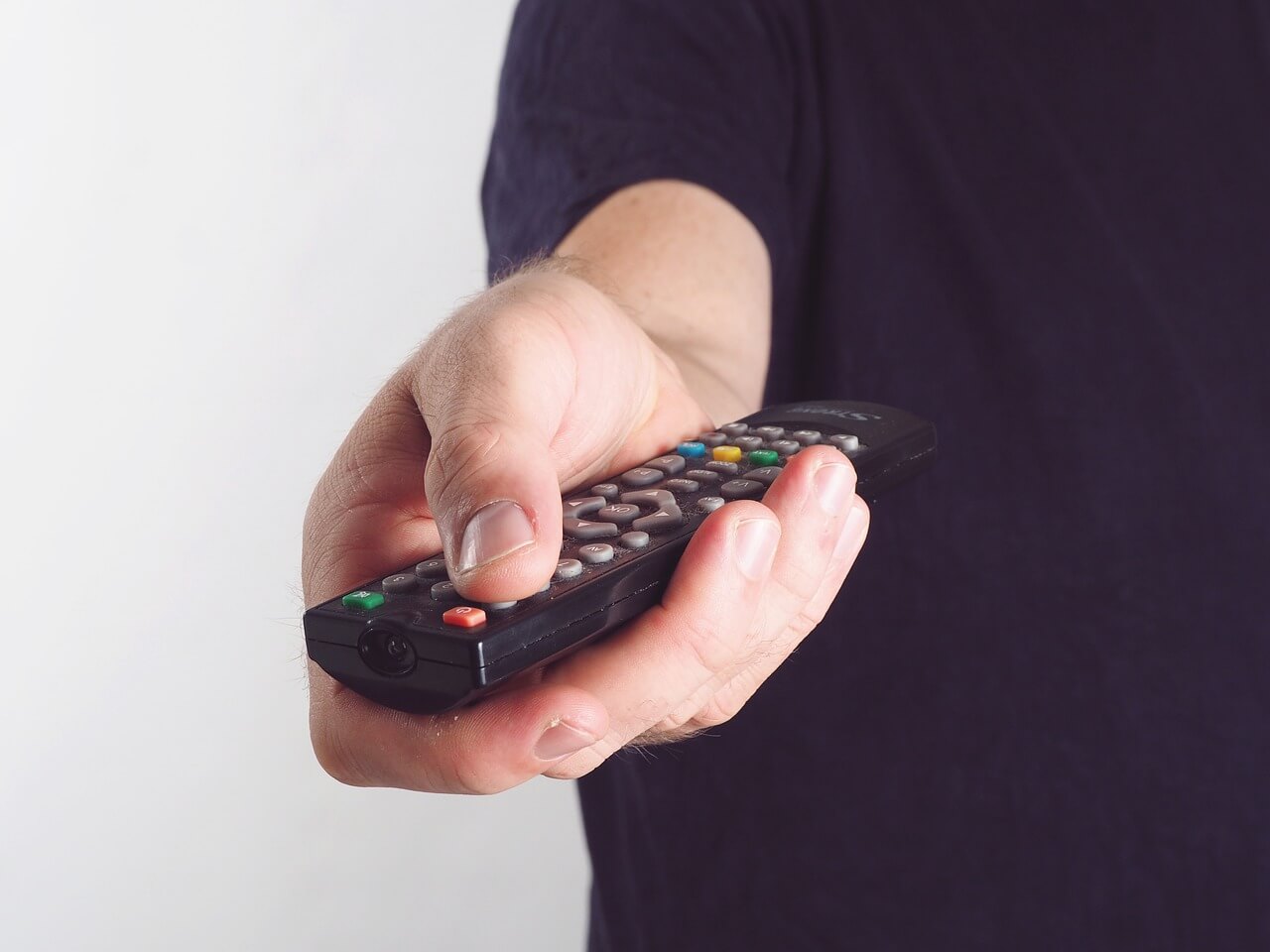 What to do if Dstv Remote is not Working - Electronics Diary